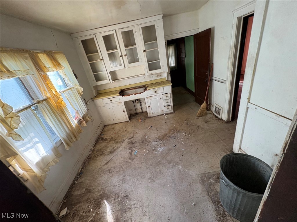 Lorenz Sanda Sub - Residential Income