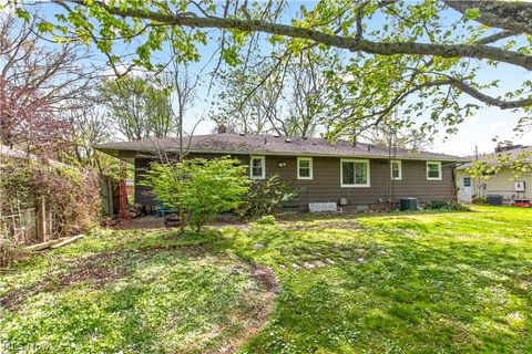 Tiny photo for 39568 Carol Lane, Elyria, OH 44035 (MLS # 5202639)