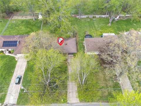 Tiny photo for 39568 Carol Lane, Elyria, OH 44035 (MLS # 5202639)