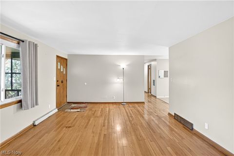 Tiny photo for 39568 Carol Lane, Elyria, OH 44035 (MLS # 5202639)