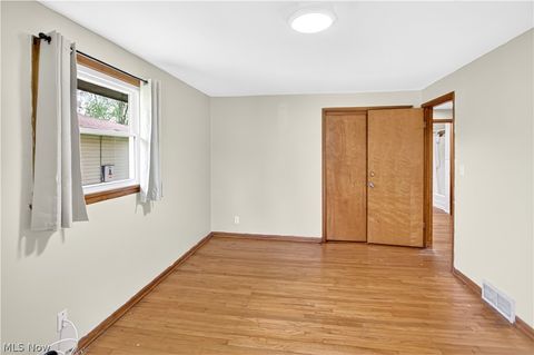 Tiny photo for 39568 Carol Lane, Elyria, OH 44035 (MLS # 5202639)