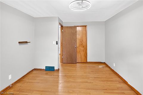 Tiny photo for 39568 Carol Lane, Elyria, OH 44035 (MLS # 5202639)