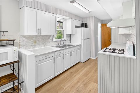 Tiny photo for 39568 Carol Lane, Elyria, OH 44035 (MLS # 5202639)