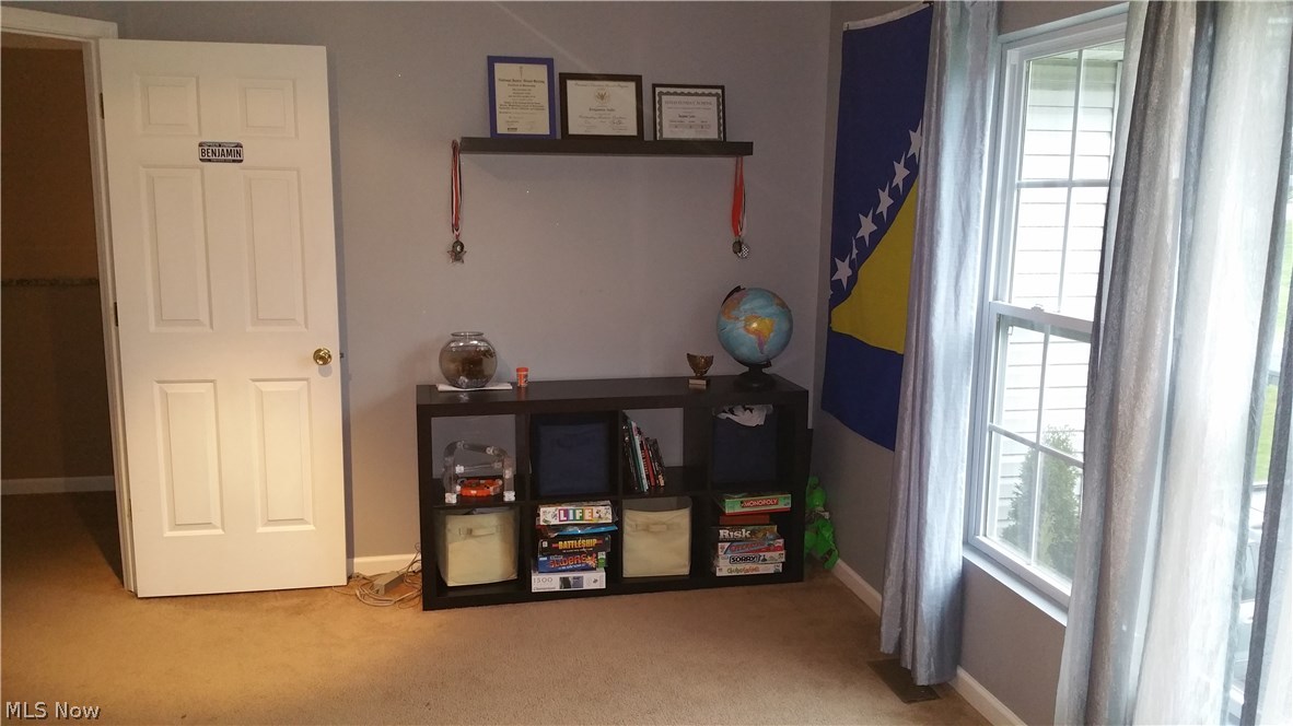 Wonder Lake Estates Allotment - Residential