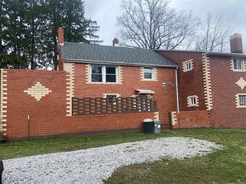 1553 Cates Road, Akron, Ohio image 3