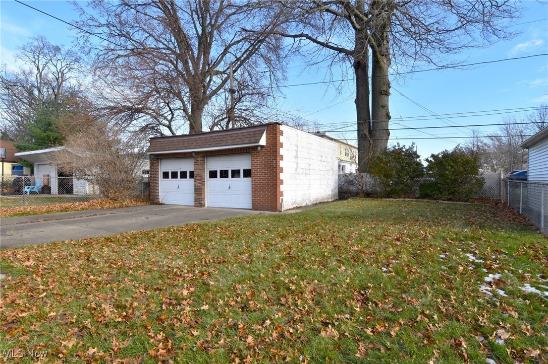 4389 Newberry Drive, Brooklyn, Ohio image 29