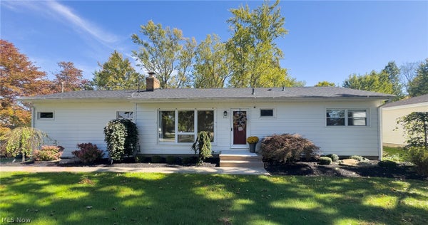 401 HOOD DR, CANFIELD, OH 44406 - Image f707a2f73c40a60e92fa5c26ef2547bb/383148696