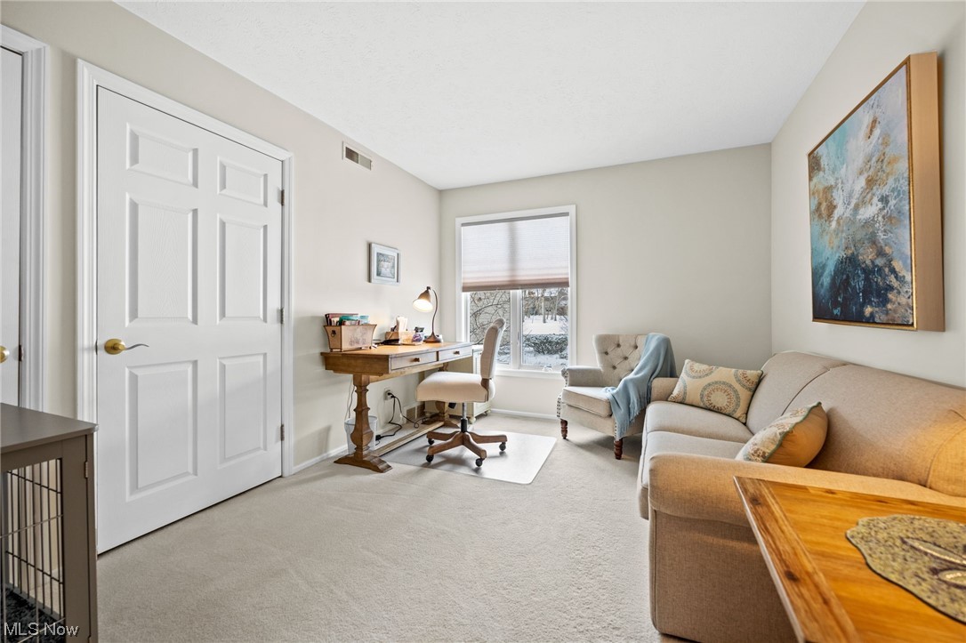 Trees Condo - Residential