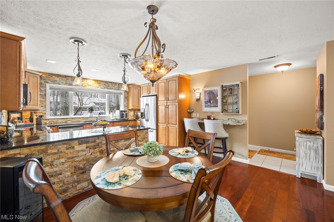 Trees Condo - Residential