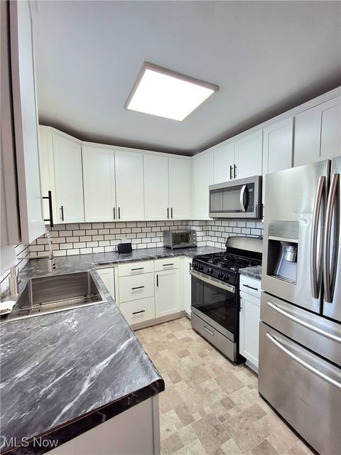 Tiny photo for 349 Elm Street, Wadsworth, OH 44281 (MLS # 5184208)