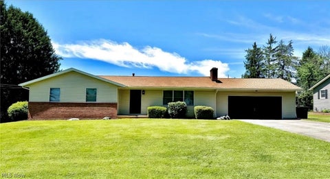 Photo of 225 Anthony Lane, Zanesville, OH 43701 (MLS # 5221703)