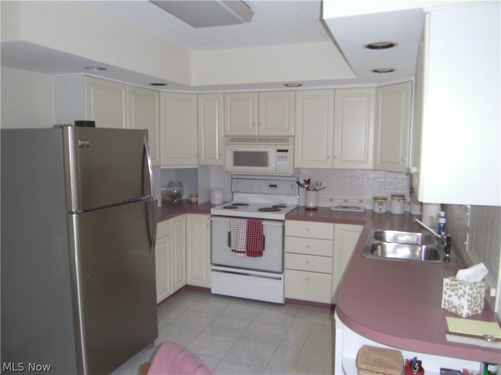 Snug Harbor - Residential