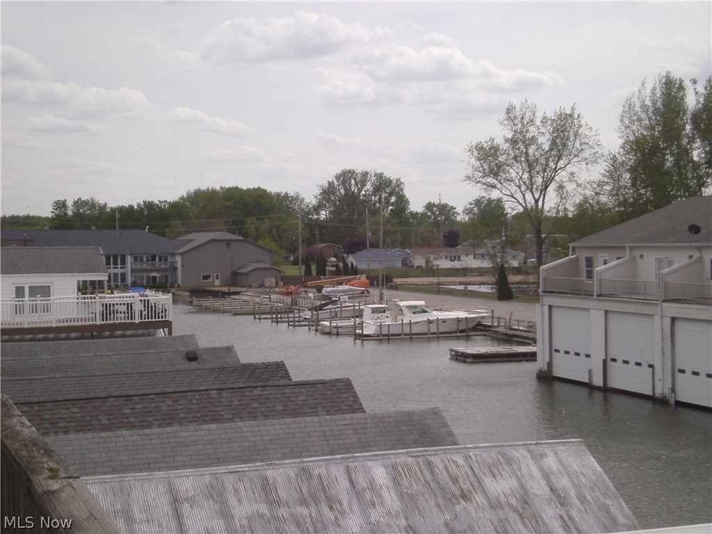 Snug Harbor - Residential