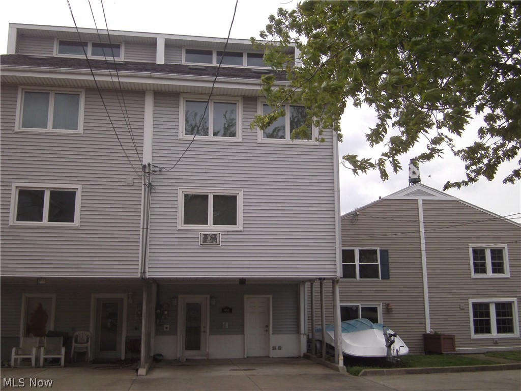 Snug Harbor - Residential