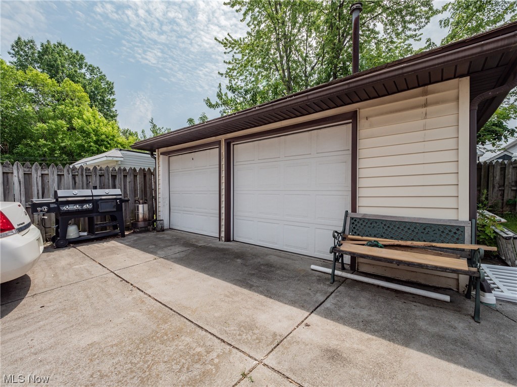 Brooklyn 01 - Residential Income