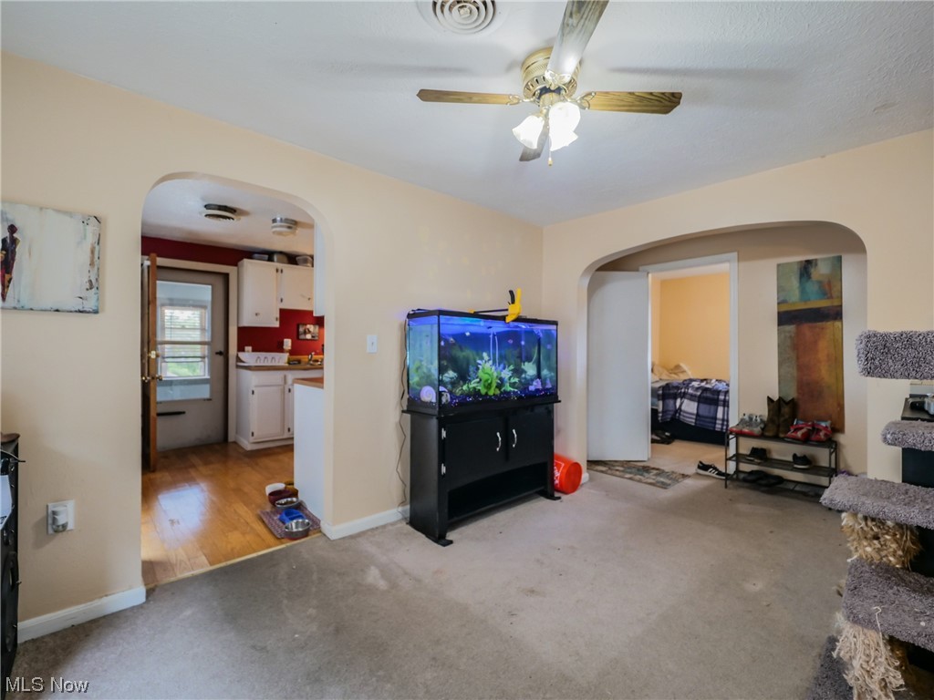 Brooklyn 01 - Residential Income