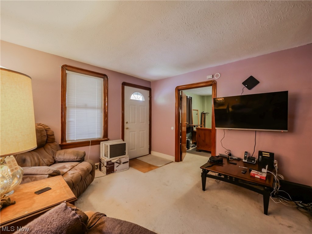 Brooklyn 01 - Residential Income