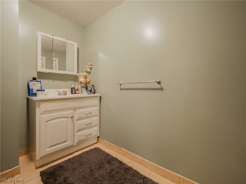 Brooklyn 01 - Residential Income