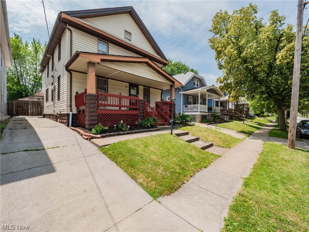 Brooklyn 01 - Residential Income