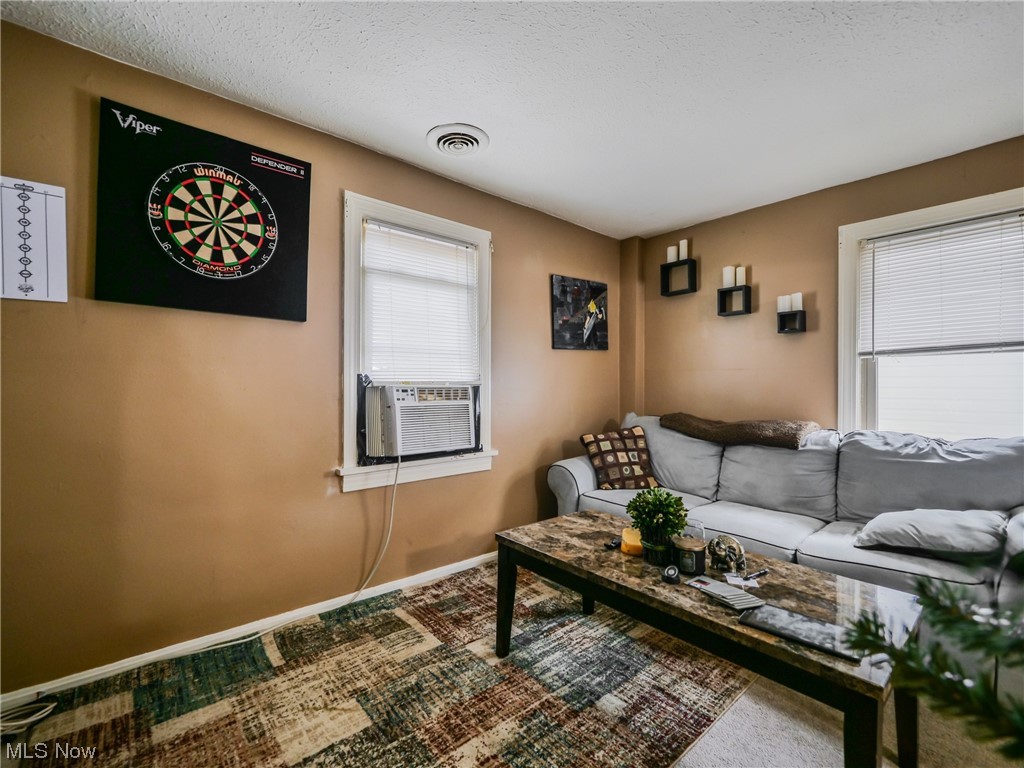 Brooklyn 01 - Residential Income