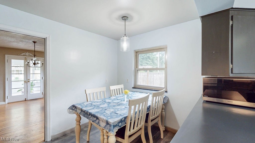 Akron, Ohio 44303, United States, 4 Bedrooms Bedrooms, ,3 BathroomsBathrooms,Residential,Contingent,154744