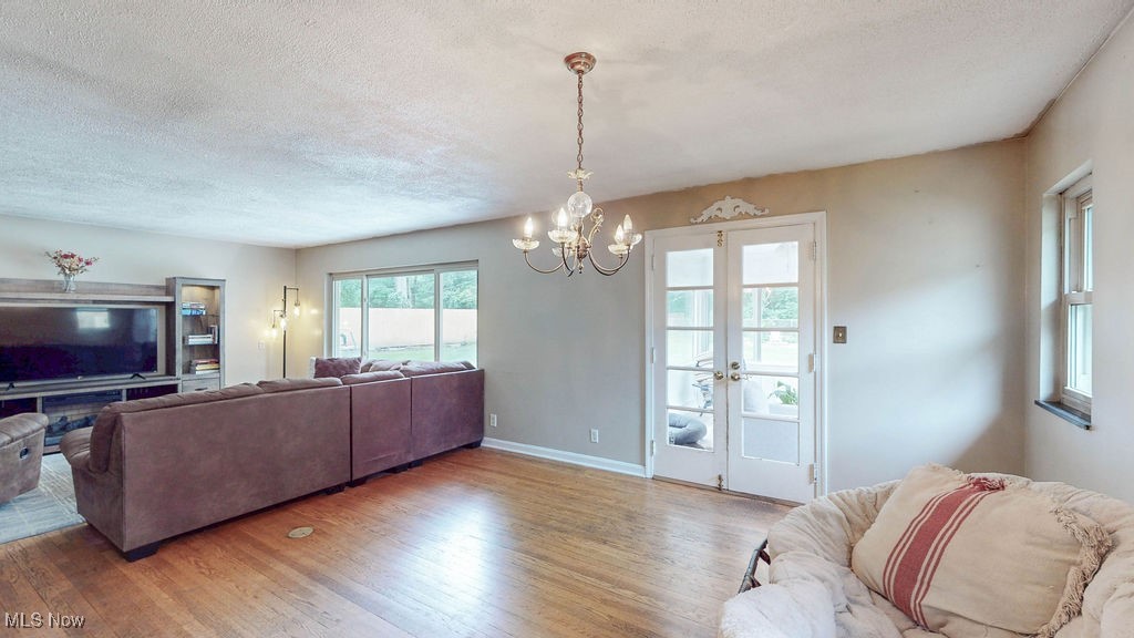 Akron, Ohio 44303, United States, 4 Bedrooms Bedrooms, ,3 BathroomsBathrooms,Residential,Contingent,154744