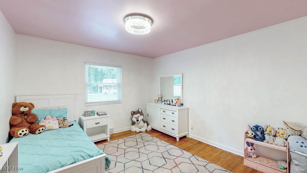 Akron, Ohio 44303, United States, 4 Bedrooms Bedrooms, ,3 BathroomsBathrooms,Residential,Contingent,154744