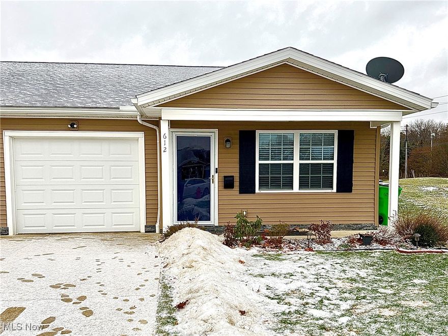 This stunning 4-year-young ranch-style home offers the perfect open floor plan you’ve been searching for! Featuring a spacious kitchen island, a luxurious master suite with a walk-in closet, and a private patio for ultimate relaxation, this home is designed for effortless living. Wide doorways, ample storage, and neutral, stylish décor enhance its inviting appeal. With all appliances included, this gem is truly move-in ready! Don't miss out—schedule your showing today!