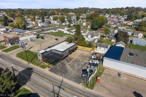 Tiny photo for 1933 7th Street, Parkersburg, WV 26101 (MLS # 5255689)