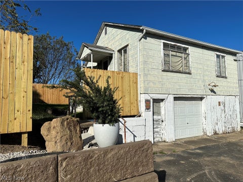 Tiny photo for 1933 7th Street, Parkersburg, WV 26101 (MLS # 5255689)