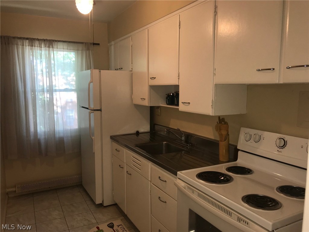 Mayflower Condo Bldg 4 - Residential Lease