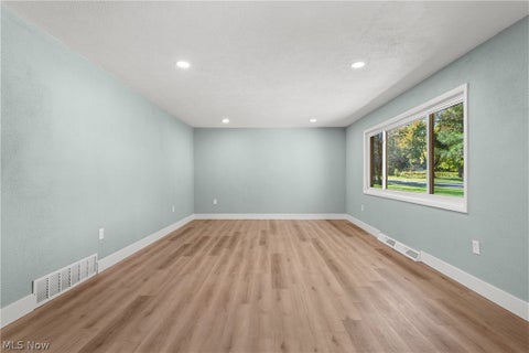 Tiny photo for 201 N Woodhill Drive, Amherst, OH 44001 (MLS # 5255005)