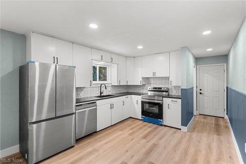 Tiny photo for 201 N Woodhill Drive, Amherst, OH 44001 (MLS # 5255005)