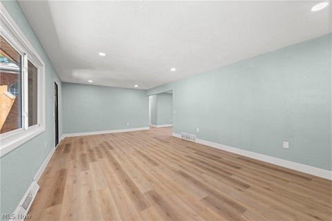 Tiny photo for 201 N Woodhill Drive, Amherst, OH 44001 (MLS # 5255005)
