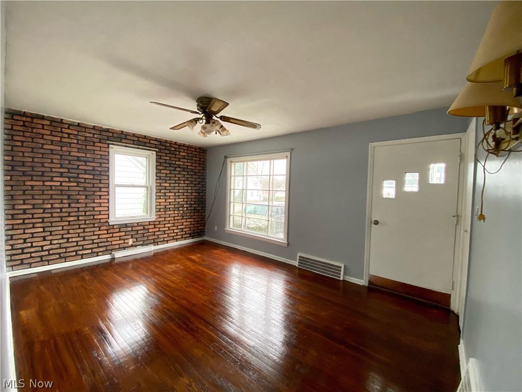 Maple Heights Land Cos - Residential Lease