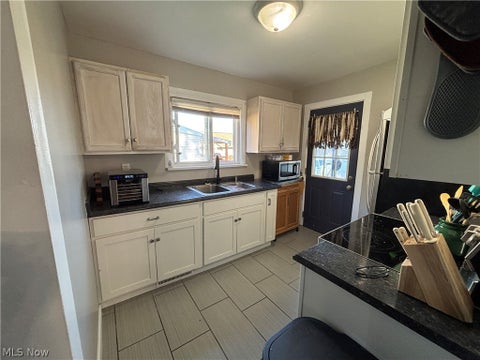 Tiny photo for 1131 S Broadway Street, New Philadelphia, OH 44663 (MLS # 5255469)