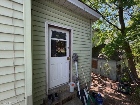 Tiny photo for 825 Laura Avenue, East Liverpool, OH 43920 (MLS # 5210160)