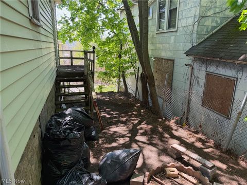 Tiny photo for 825 Laura Avenue, East Liverpool, OH 43920 (MLS # 5210160)
