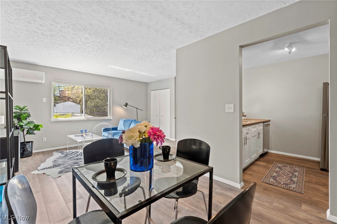 Cleveland, Ohio 44102, United States, 1 Bedroom Bedrooms, ,1 BathroomBathrooms,Residential,Active,89565