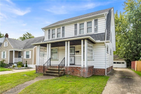 Tiny photo for 20014 Mountville Drive, Maple Heights, OH 44137 (MLS # 5253032)