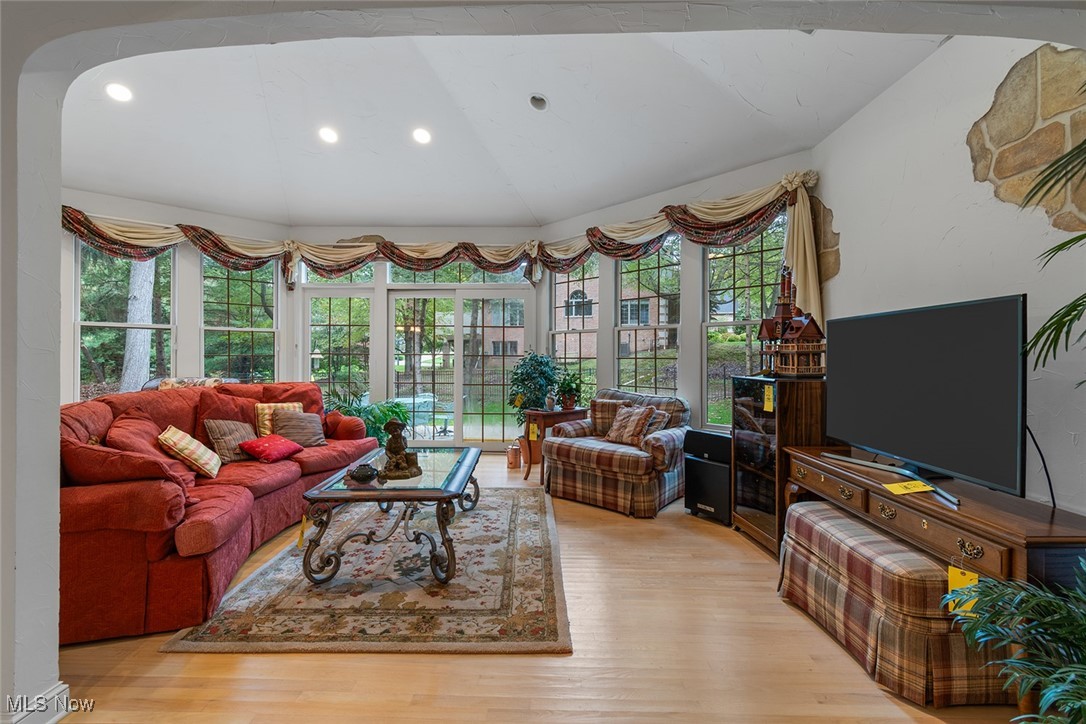 Woods At Nobles Pond - Residential