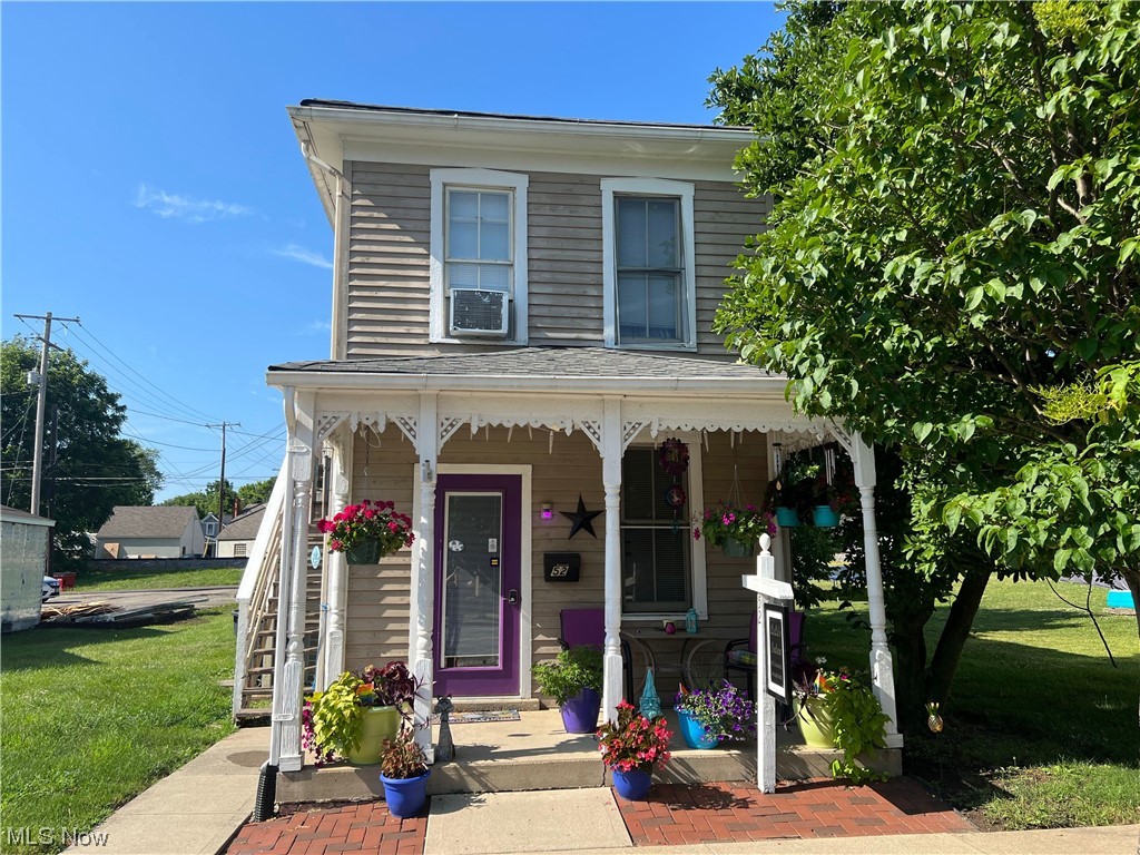 So many possibilities with this property positioned perfectly in Pickerington. 100% occupied property. Very well maintained. This property offers a first floor commercial space that is currently leased as a salon and second floor apartment that is also currently leased. Located near two highways, I-70 and US-33. Also conveniently located near all the amenities Columbus has to offer.
