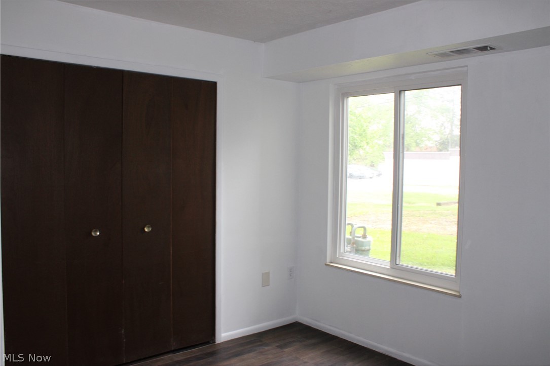 Royal Park Condo Ph I - Residential