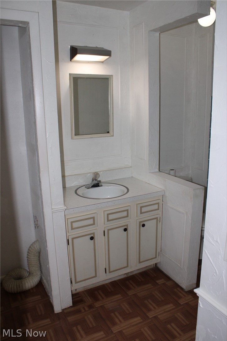 Royal Park Condo Ph I - Residential