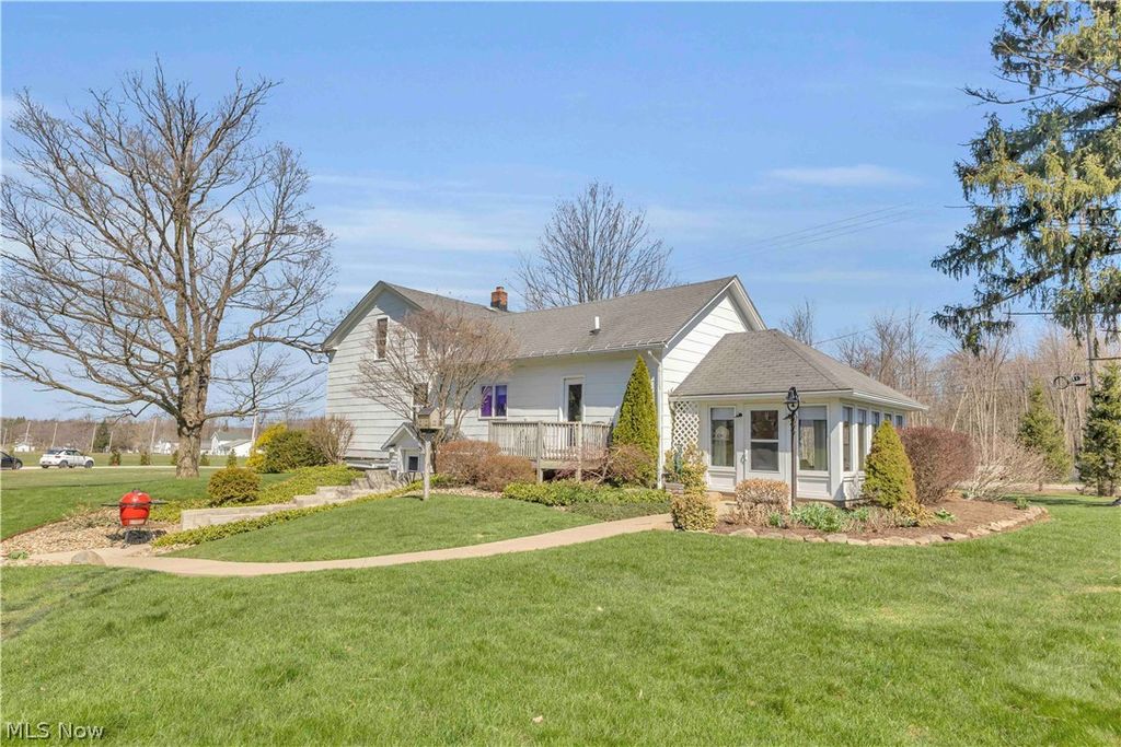 Photo of 16236 Old State Road, Middlefield, OH 44062 (MLS # 5195984)