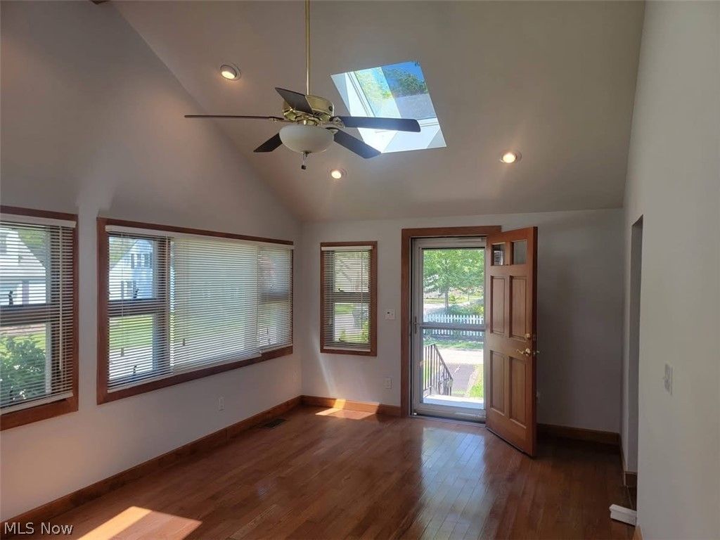 Photo of 233 S Point Drive, Avon Lake, OH 44012 (MLS # 5211266)