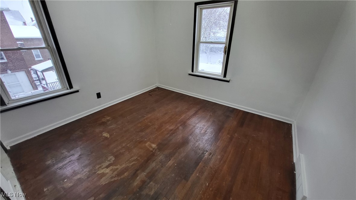 Cleveland, Ohio 44110, United States, 2 Bedrooms Bedrooms, ,1 BathroomBathrooms,Residential,Active,80818