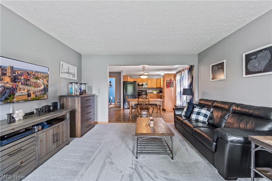 Lakes/Brittany Pointe - Residential