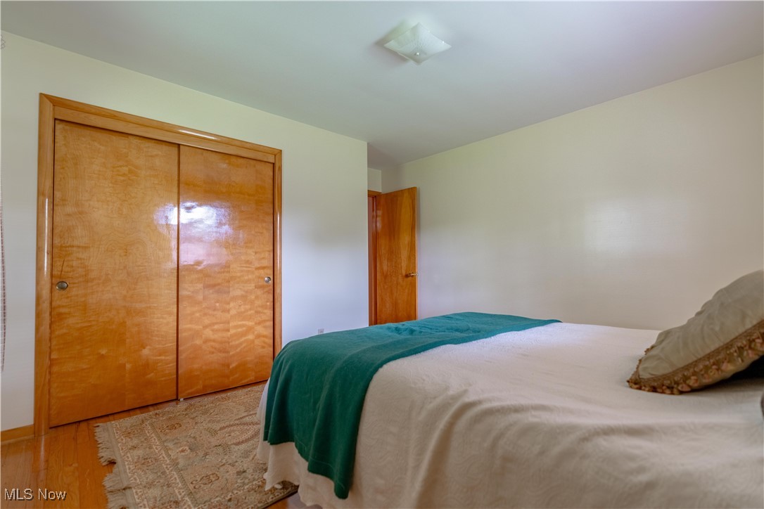 3270 Carper Avenue, Akron, Ohio image 25