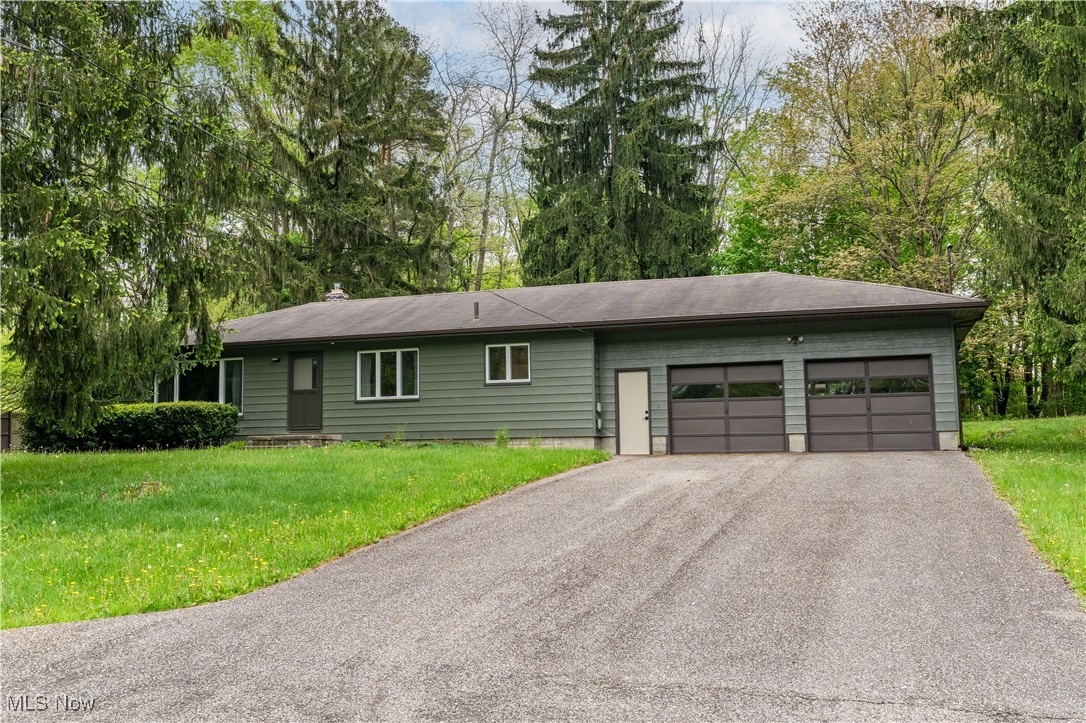 3270 Carper Avenue, Akron, Ohio image 1